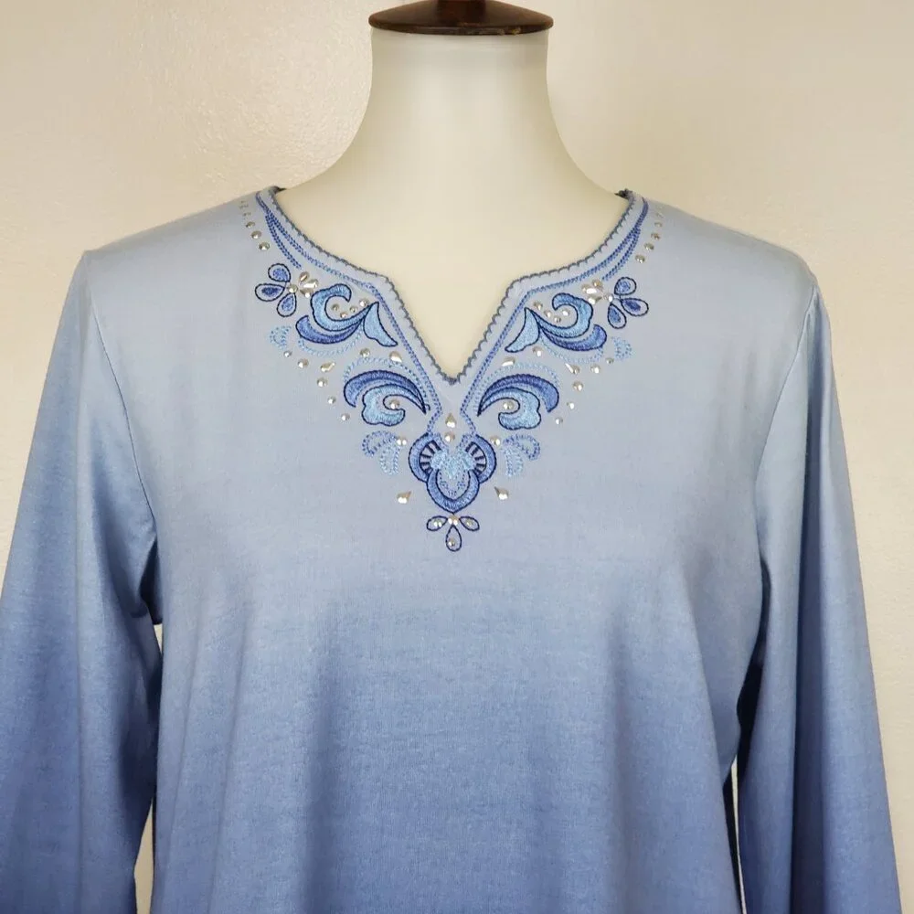 Alfred Dunner Blue Ombre Embroidered Embellished Knit Top NEW NWT Size S - Picture 2 of 14